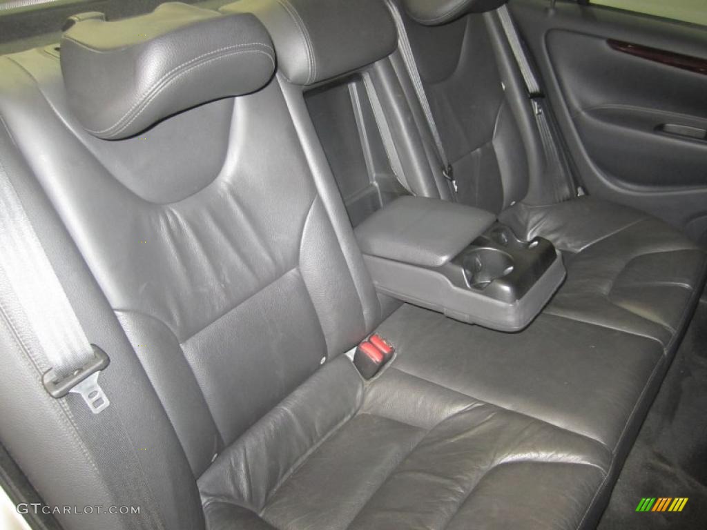 Graphite Interior 2007 Volvo S60 2.5T AWD Photo #41543644