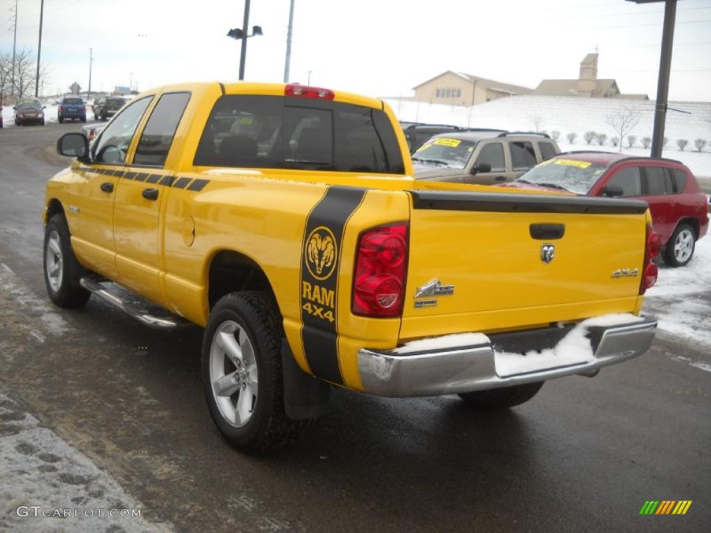 2008 Ram 1500 Big Horn Edition Quad Cab 4x4 - Detonator Yellow / Medium Slate Gray photo #4