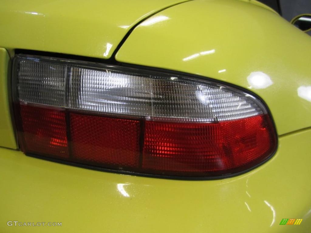2000 M Roadster - Dakar Yellow / Black photo #12