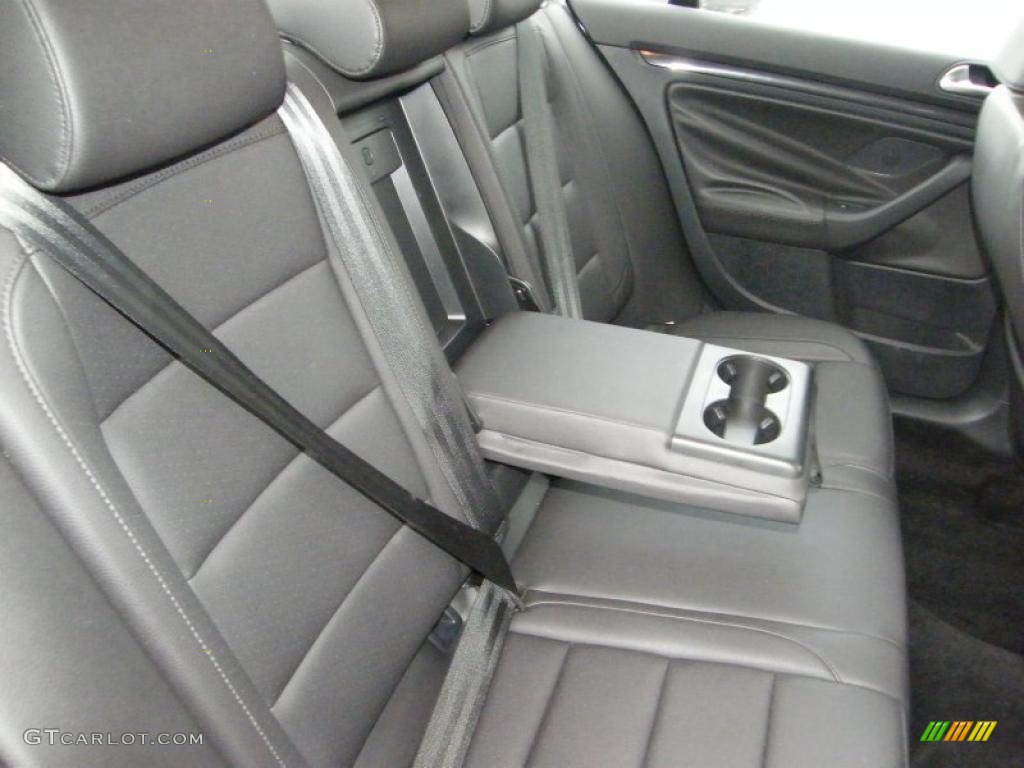 2010 Jetta TDI Sedan - Platinum Grey Metallic / Titan Black photo #23