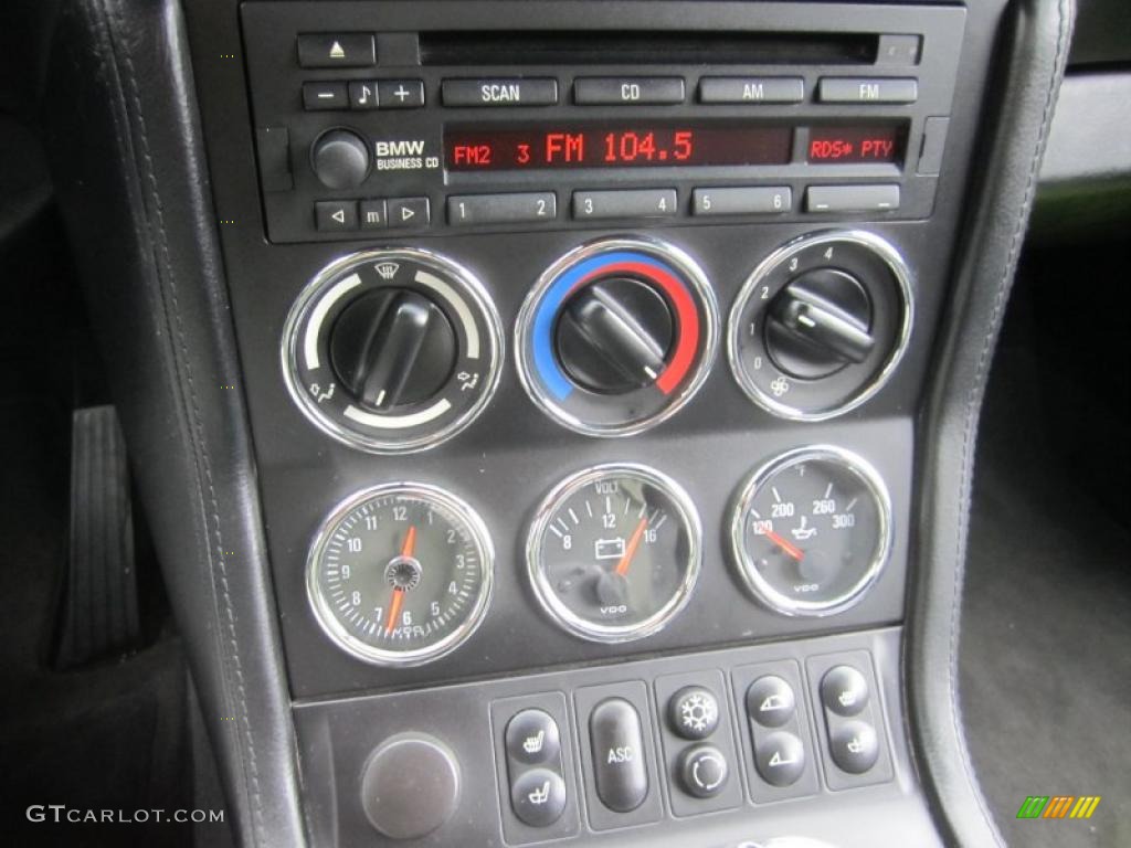 2000 BMW M Roadster Controls Photo #41544589
