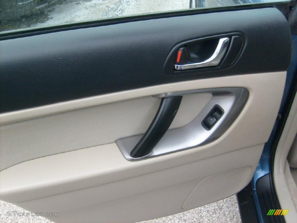 2007 Outback 2.5i Wagon - Newport Blue Pearl / Warm Ivory Tweed photo #15