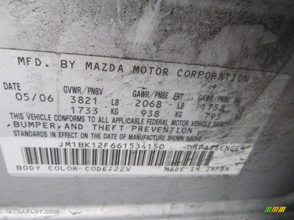 2006 MAZDA3 i Touring Sedan - Sunlight Silver Metallic / Black photo #19