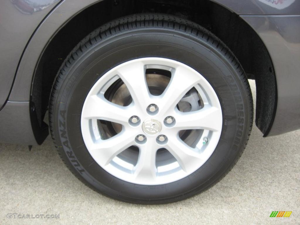 2011 Camry LE - Magnetic Gray Metallic / Ash photo #15