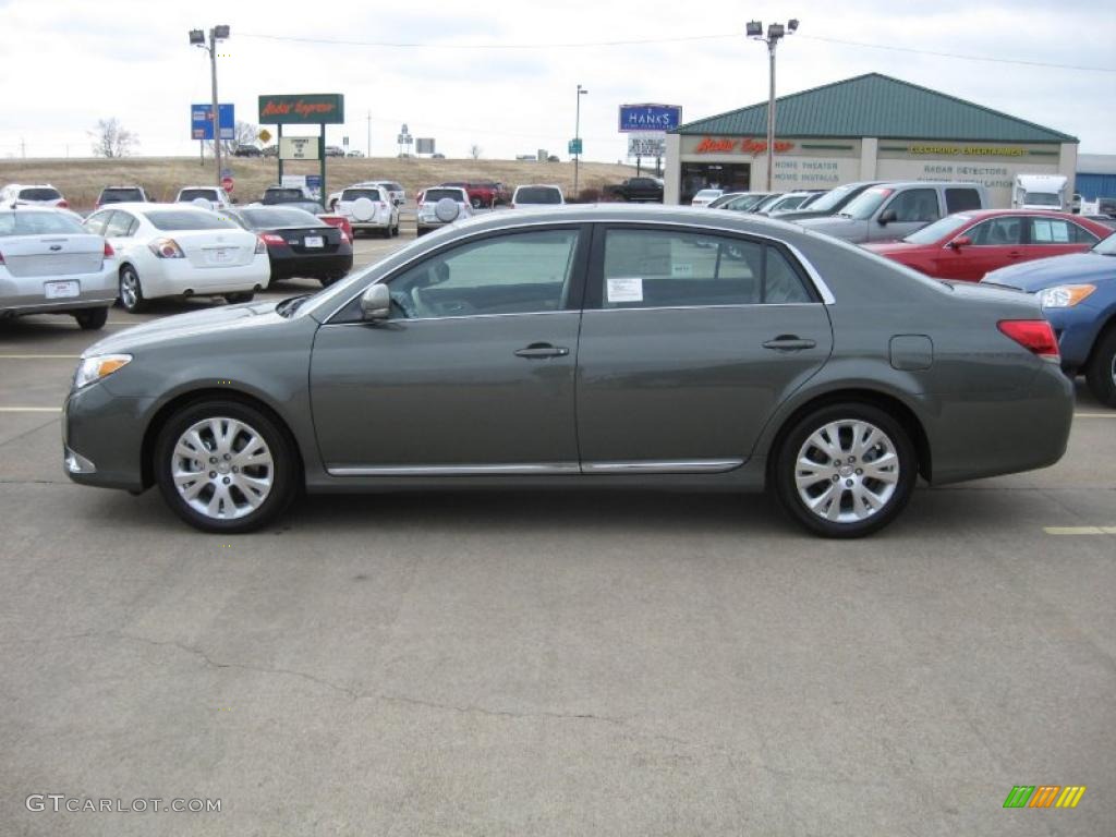 Cypress Green Pearl 2011 Toyota Avalon Standard Avalon Model Exterior Photo #41548458