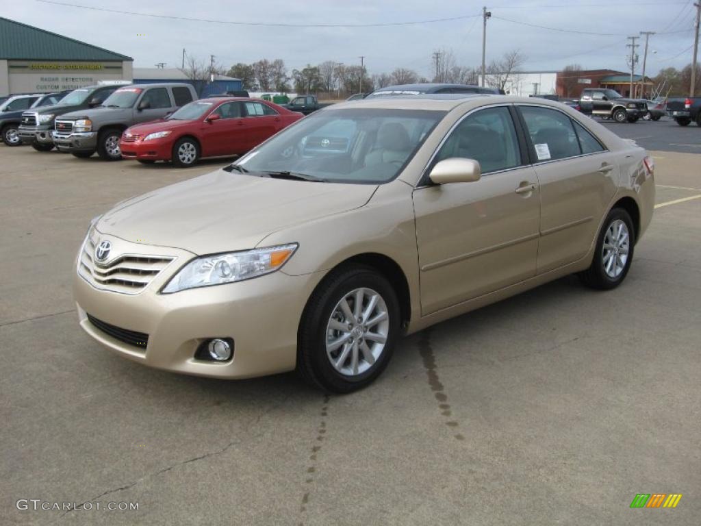 Sandy Beach Metallic 2011 Toyota Camry XLE V6 Exterior Photo #41548694