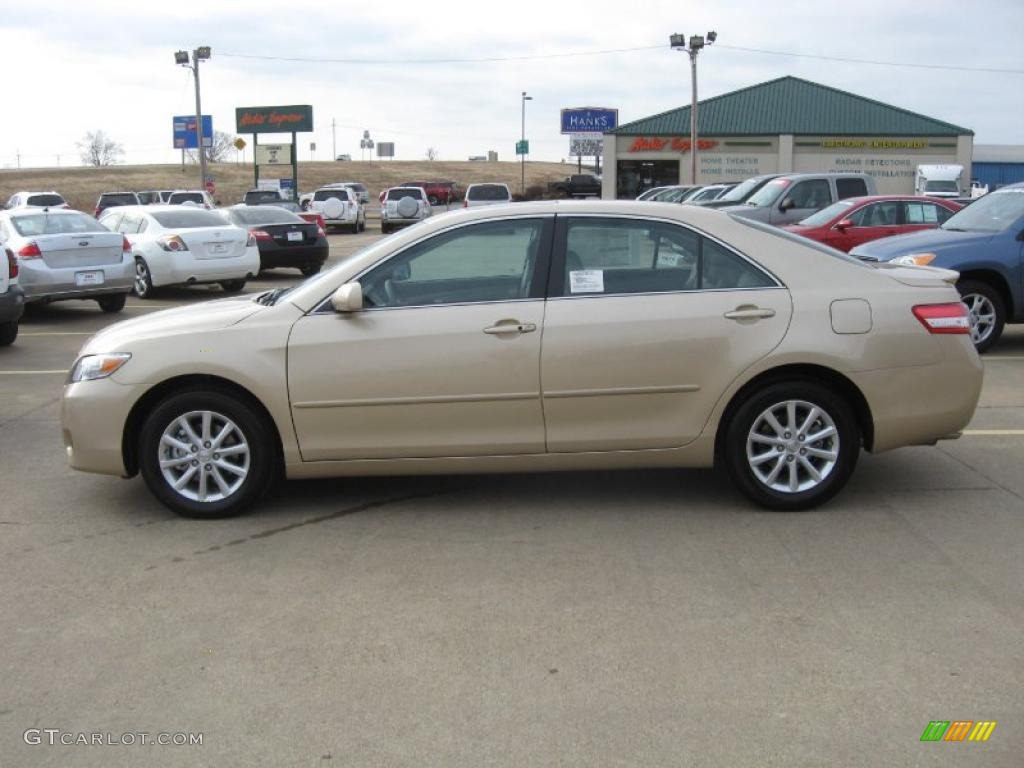 Sandy Beach Metallic 2011 Toyota Camry XLE V6 Exterior Photo #41548710