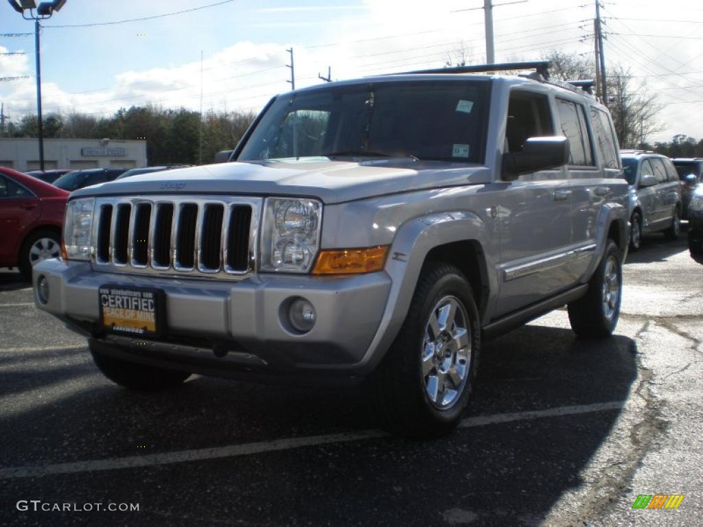 2008 Commander Limited 4x4 - Bright Silver Metallic / Dark Slate Gray photo #1