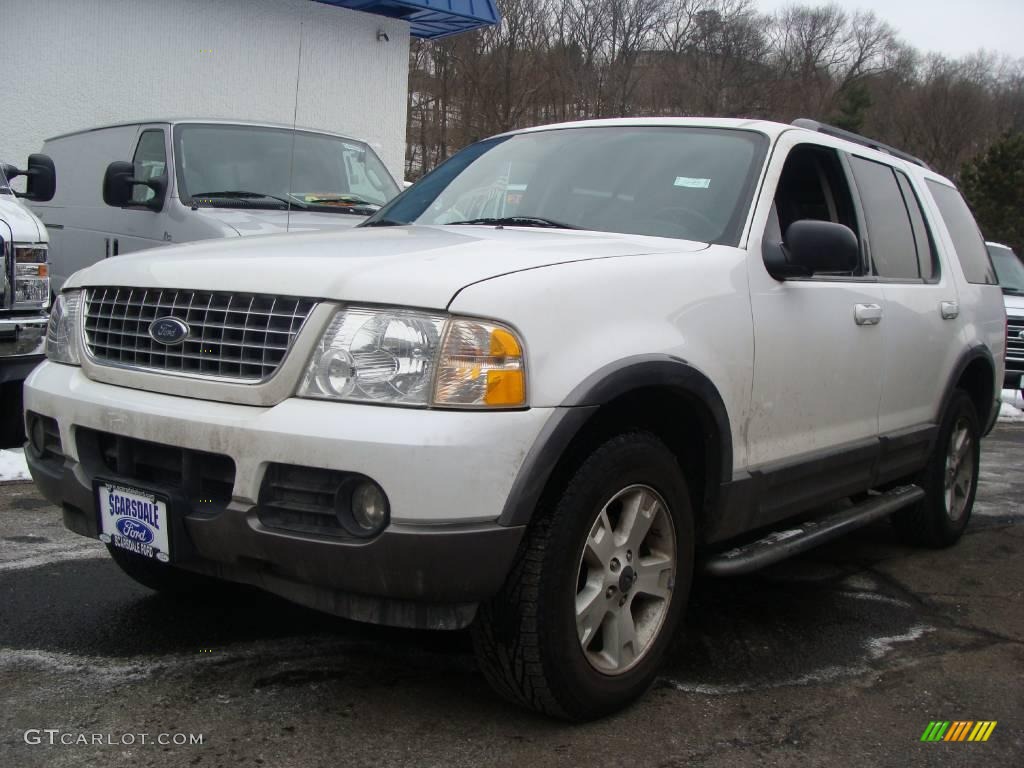 2003 Explorer XLT 4x4 - Oxford White / Graphite Grey photo #1