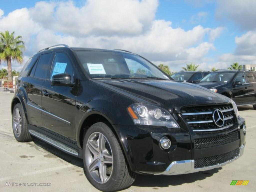 Black 2011 Mercedes-Benz ML 63 AMG 4Matic Exterior Photo #41552990