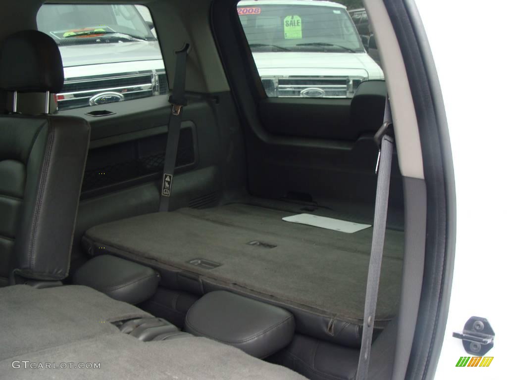 2003 Explorer XLT 4x4 - Oxford White / Graphite Grey photo #13