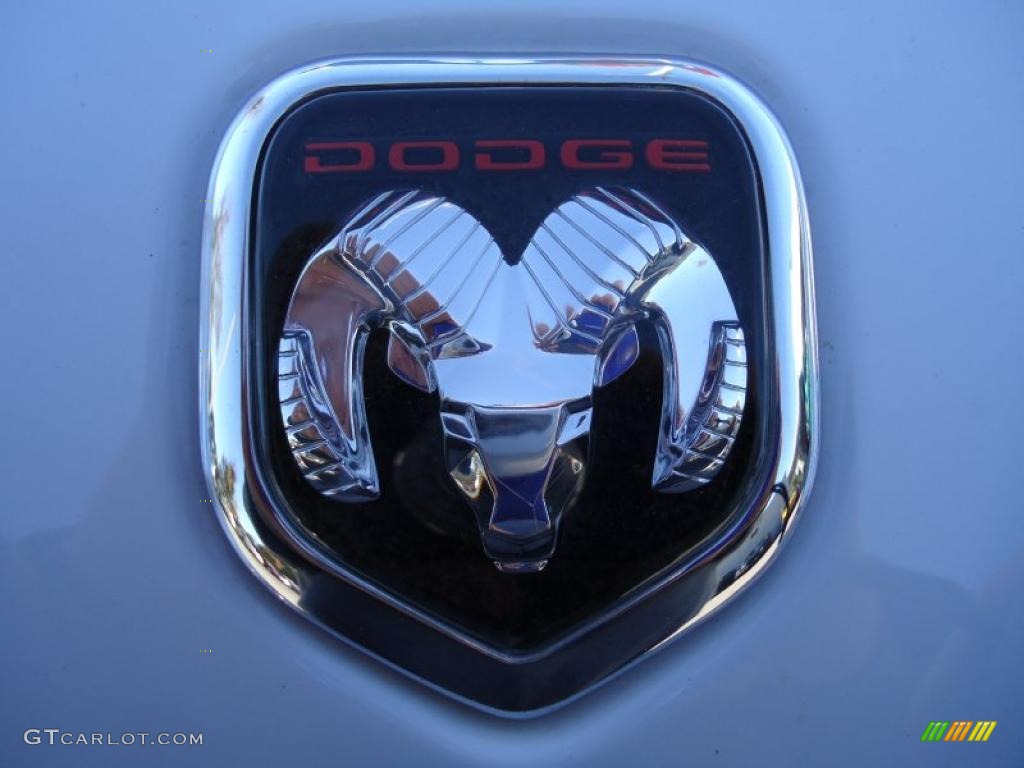 2000 Dodge Dakota Regular Cab Marks and Logos Photos