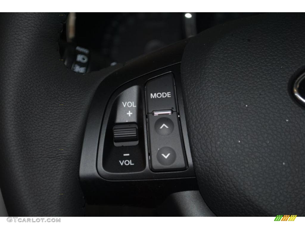 2011 Kia Optima EX Controls Photo #41557050