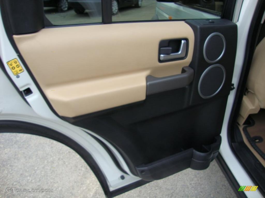 2006 Land Rover LR3 V8 SE Alpaca Beige Door Panel Photo #41558290