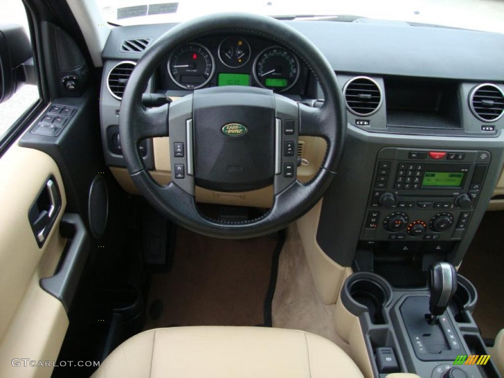 2006 Land Rover LR3 V8 SE Alpaca Beige Dashboard Photo #41558326
