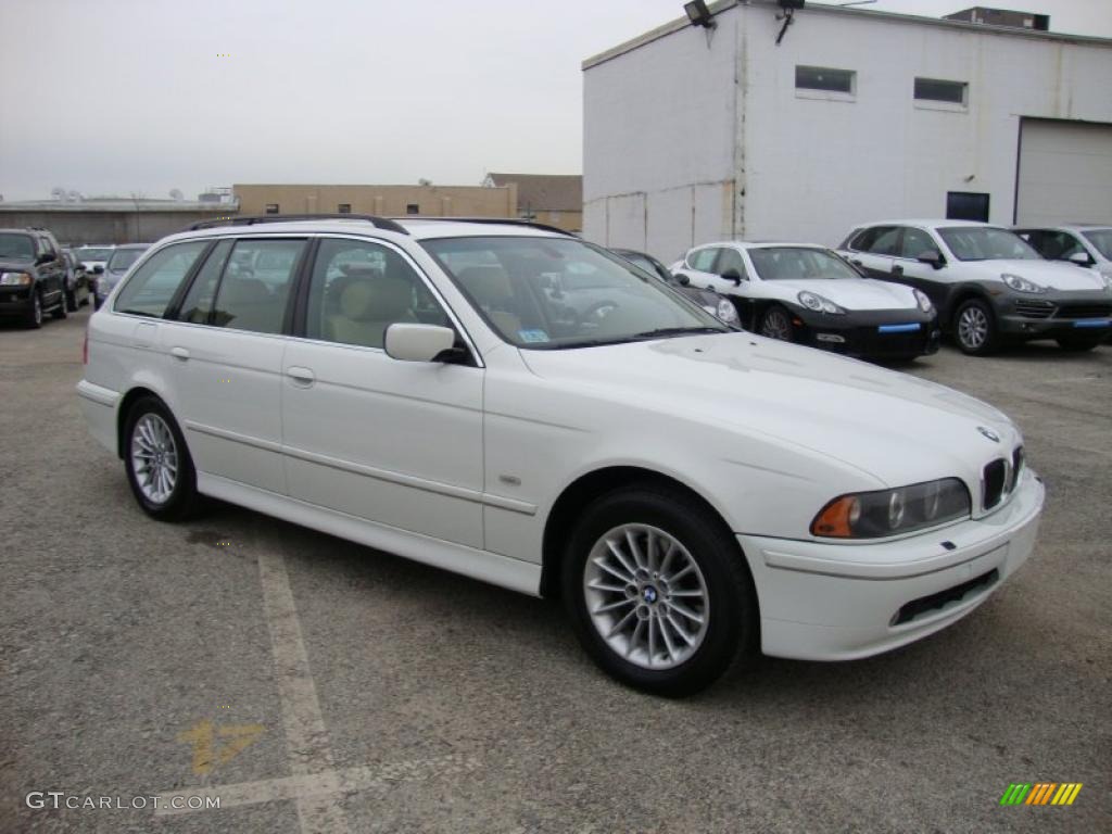 Alpine White 2001 BMW 5 Series 540i Sport Wagon Exterior Photo #41559535