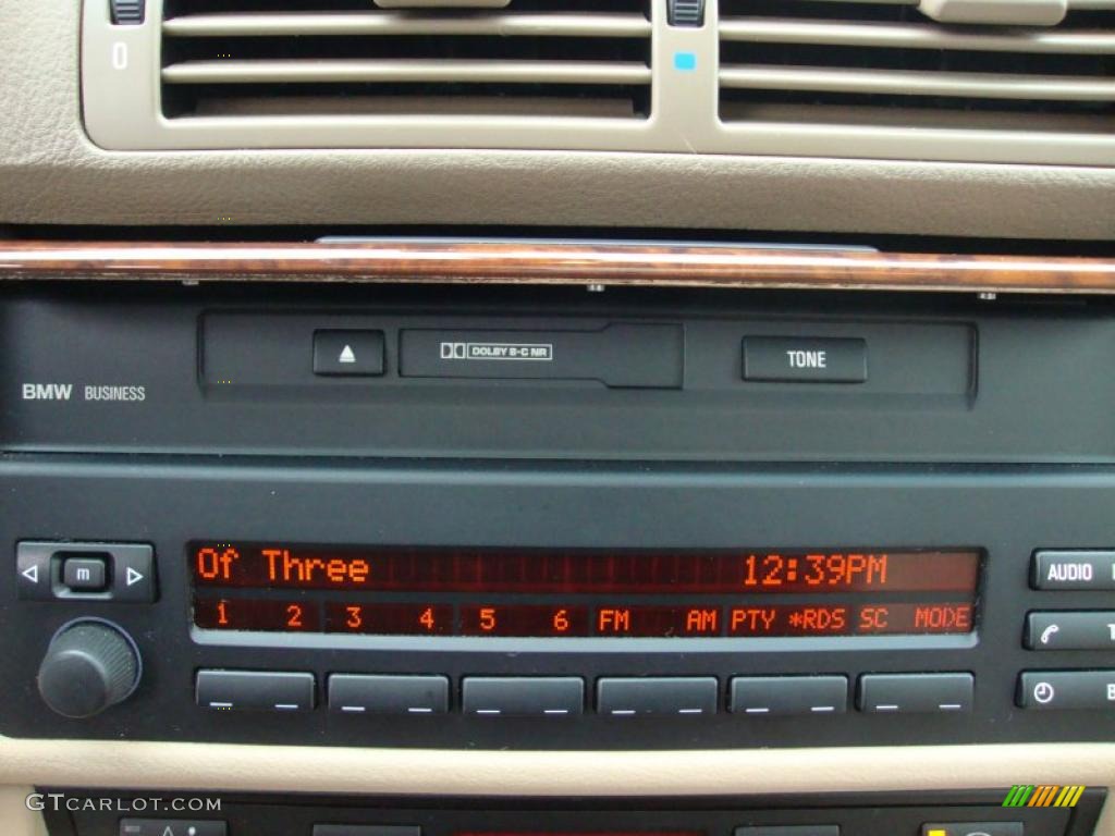 2001 BMW 5 Series 540i Sport Wagon Controls Photo #41560095