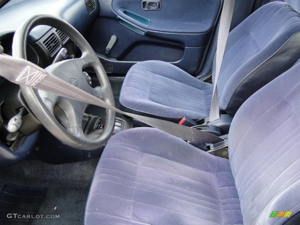 1994 Nissan Sentra Xe Sedan Interior Photo 41560443