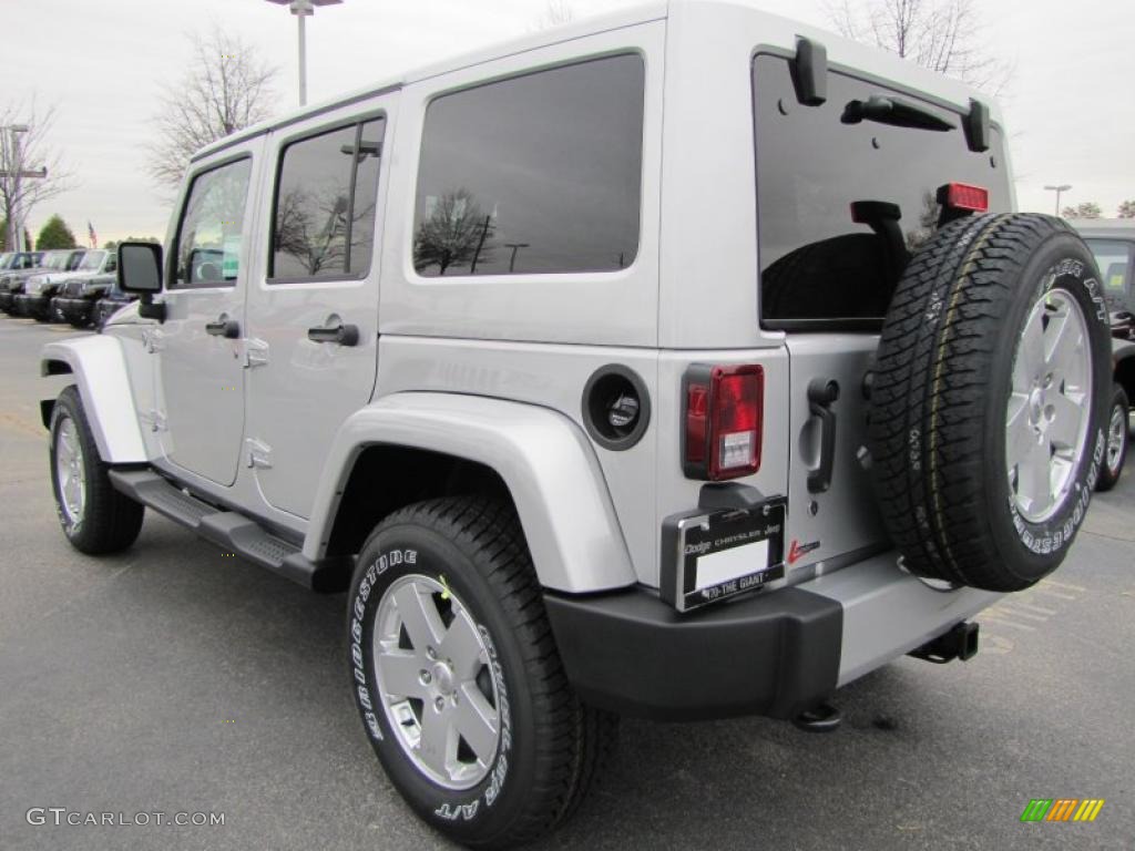Bright Silver Metallic 2011 Jeep Wrangler Unlimited Sahara 4x4 Exterior Photo #41562355