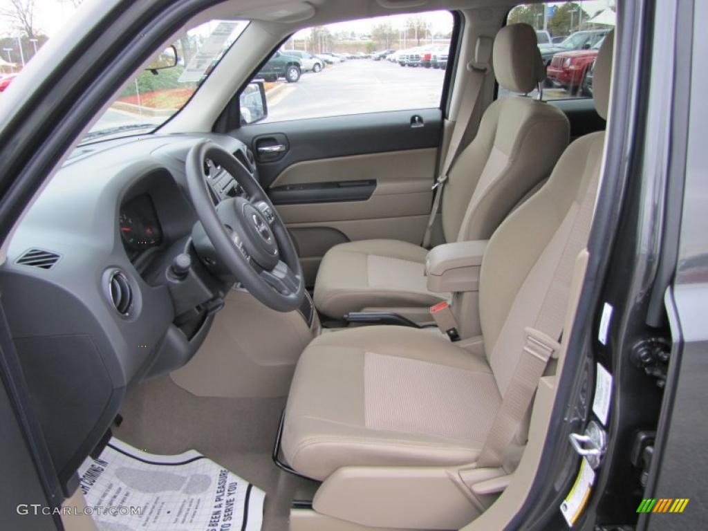 Dark Slate Gray/Light Pebble Interior 2011 Jeep Patriot Sport Photo #41562655