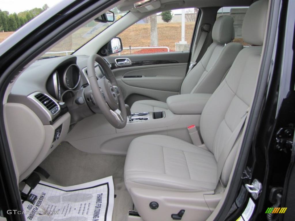 Dark Graystone/Medium Graystone Interior 2011 Jeep Grand Cherokee Laredo X Package Photo #41563453