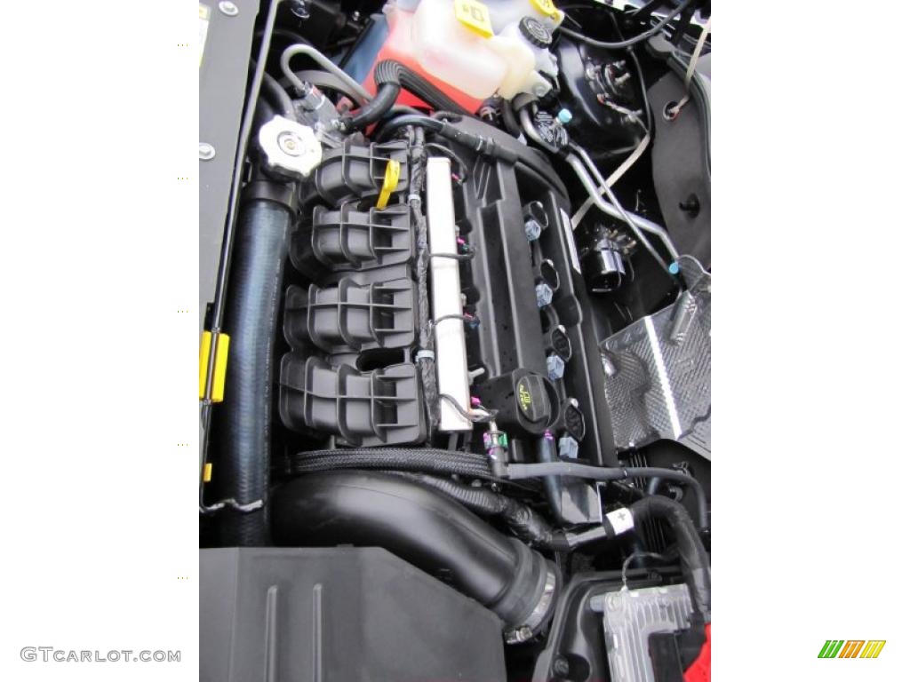 2011 Dodge Caliber Express 2.0 Liter DOHC 16-Valve VVT 4 Cylinder Engine Photo #41563899