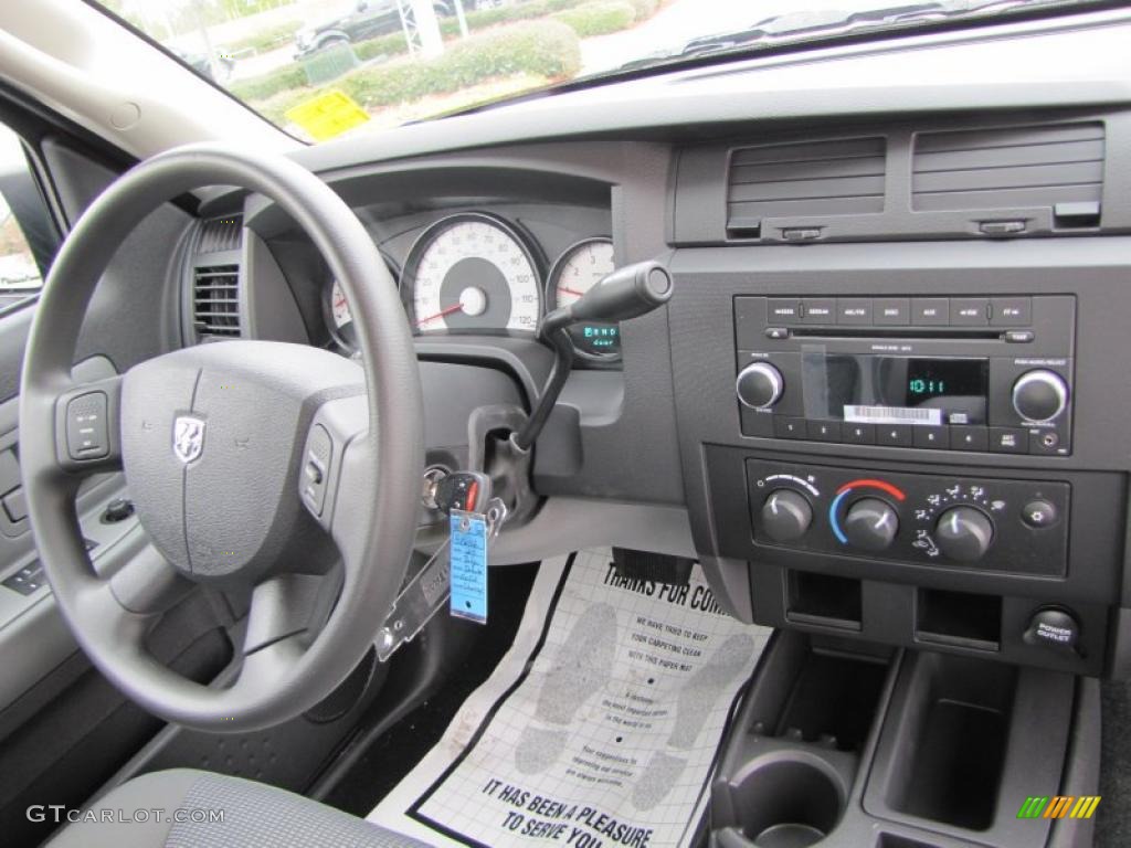 2011 Dodge Dakota Big Horn Extended Cab Dark Slate Gray/Medium Slate Gray Dashboard Photo #41564219