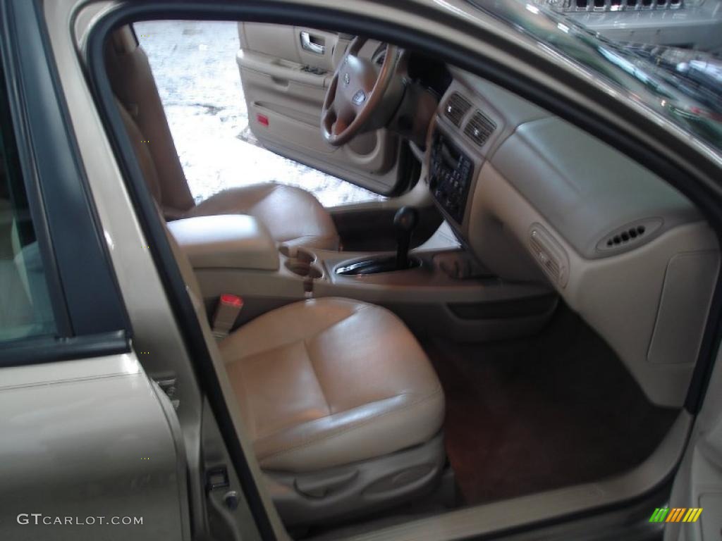 2003 Taurus SES - Arizona Beige Metallic / Medium Parchment photo #18