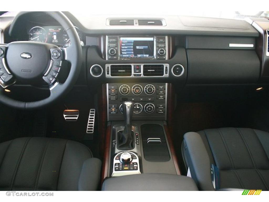 2011 Land Rover Range Rover Supercharged Jet Black/Jet Black Dashboard Photo #41567291