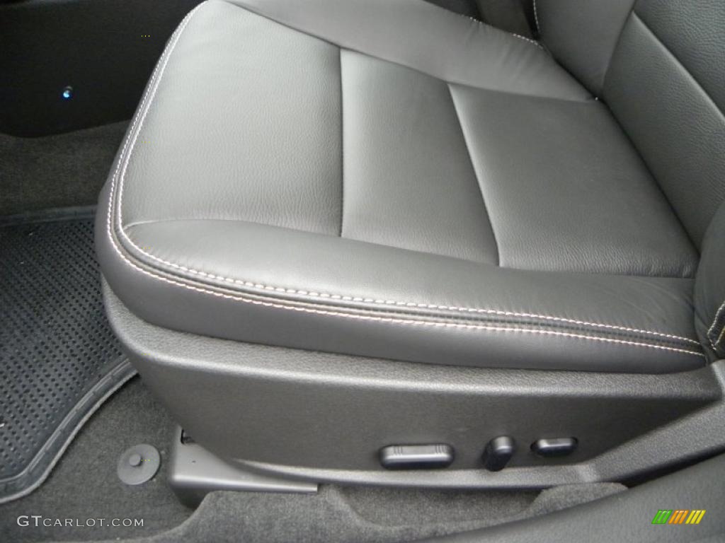 2011 Fusion SEL - White Platinum Tri-Coat / Charcoal Black photo #17