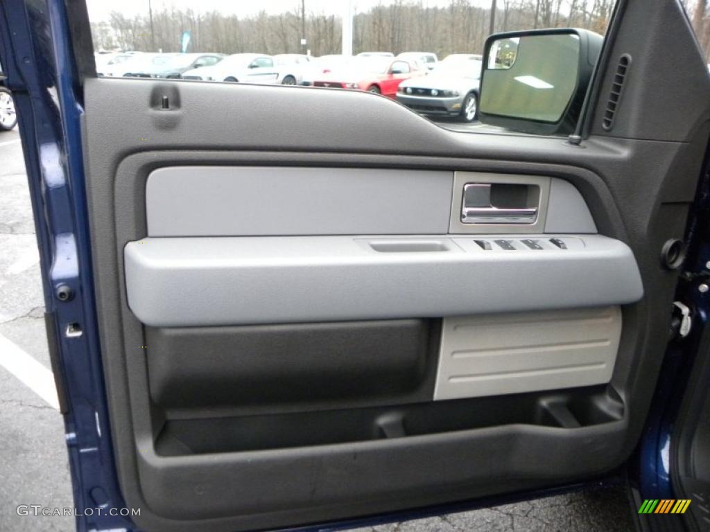 2011 Ford F150 XLT SuperCab 4x4 Steel Gray Door Panel Photo #41568875
