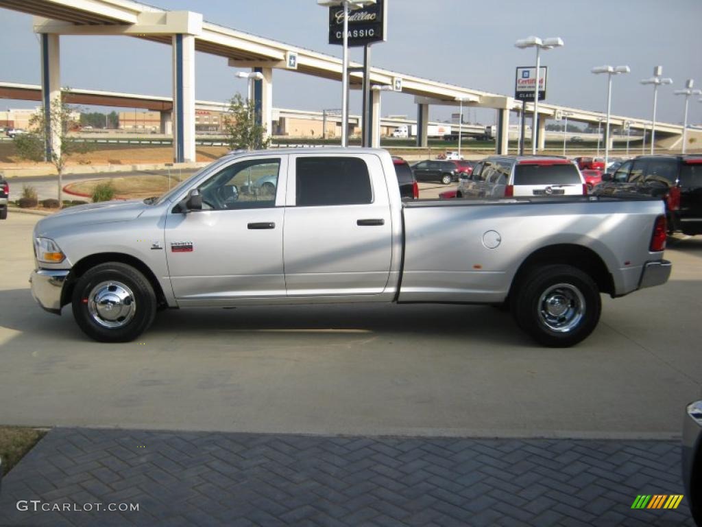Bright Silver Metallic 2011 Dodge Ram 3500 HD ST Crew Cab Dually Exterior Photo #41569367