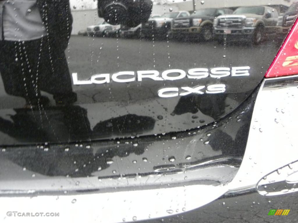 2005 Buick LaCrosse CXS Marks and Logos Photos