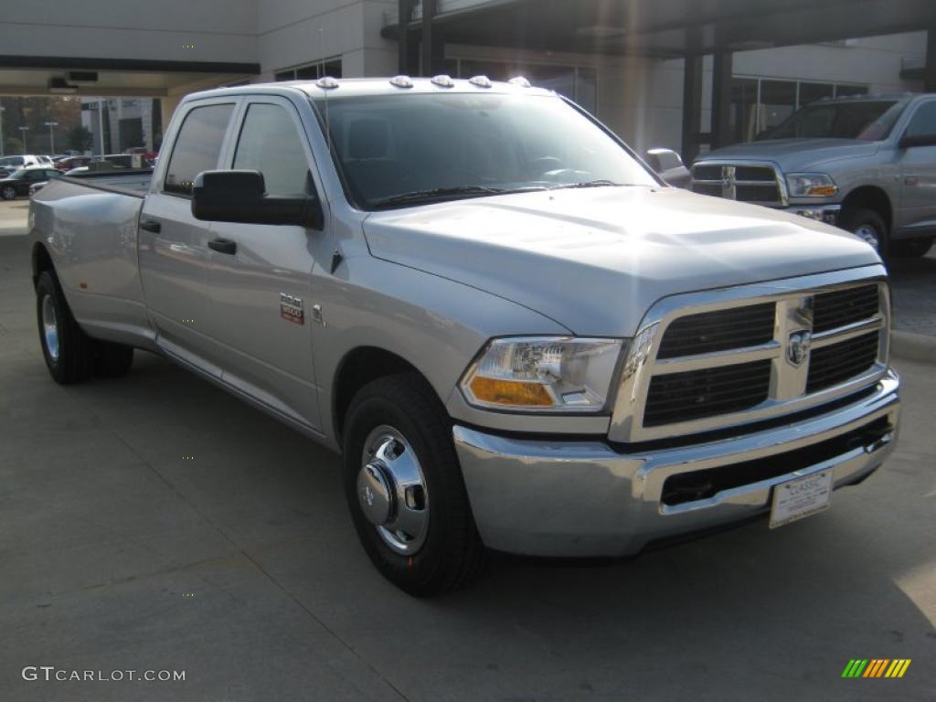 Bright Silver Metallic 2011 Dodge Ram 3500 HD ST Crew Cab Dually Exterior Photo #41569479