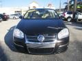Black - Jetta SE Sedan Photo No. 8