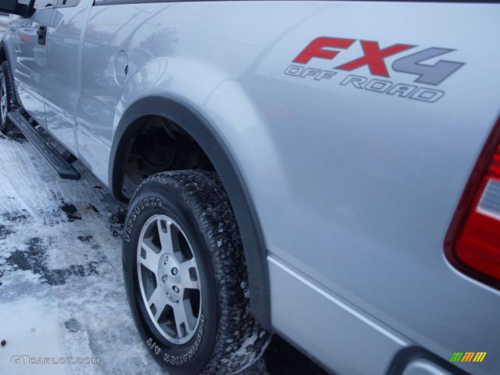 2004 F150 FX4 SuperCab 4x4 - Silver Metallic / Medium Graphite photo #4