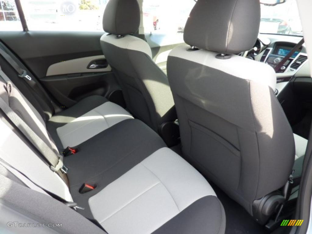 2011 Chevrolet Cruze LS interior Photo #41585159