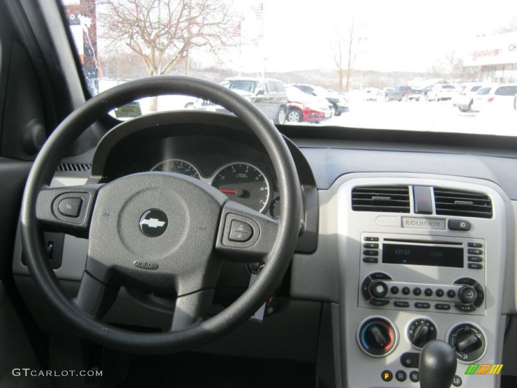 2005 Equinox LS AWD - Black / Light Gray photo #4