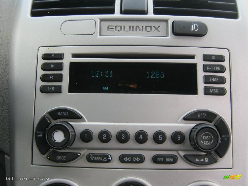 2005 Equinox LS AWD - Black / Light Gray photo #5