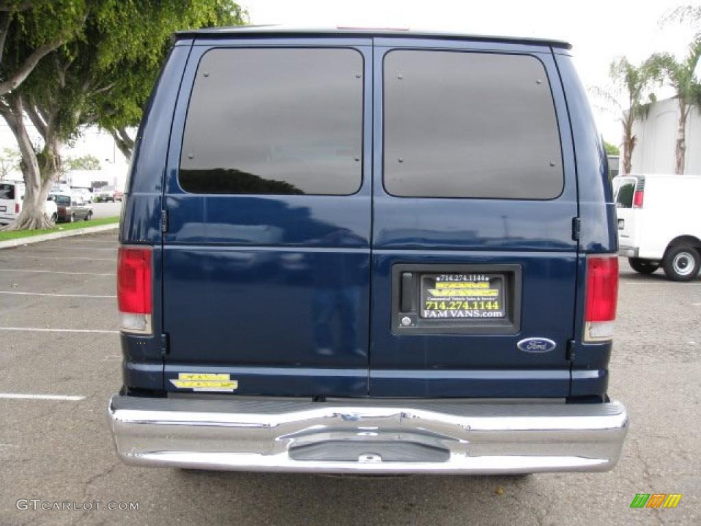 2004 E Series Van E350 Super Duty XL Passenger 4x4 - True Blue Metallic / Medium Flint photo #5