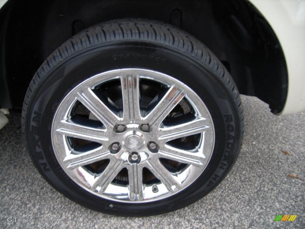 2009 Chrysler Aspen Limited Wheel Photo #41589935