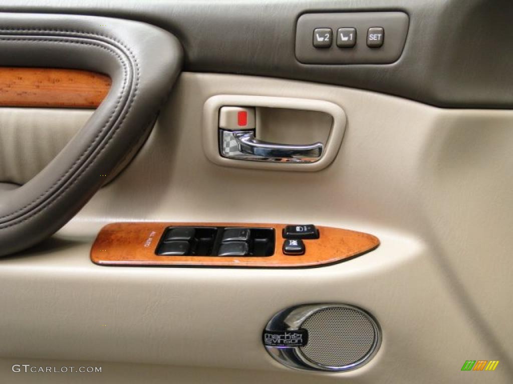 2005 Lexus LX 470 Controls Photo #41590415