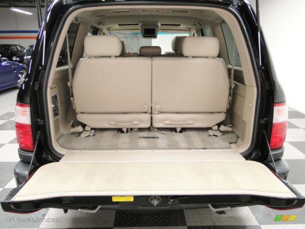2005 Lexus LX 470 Trunk Photo #41590519
