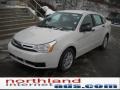 White Suede - Focus SE Sedan Photo No. 2