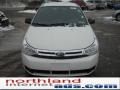 White Suede - Focus SE Sedan Photo No. 3