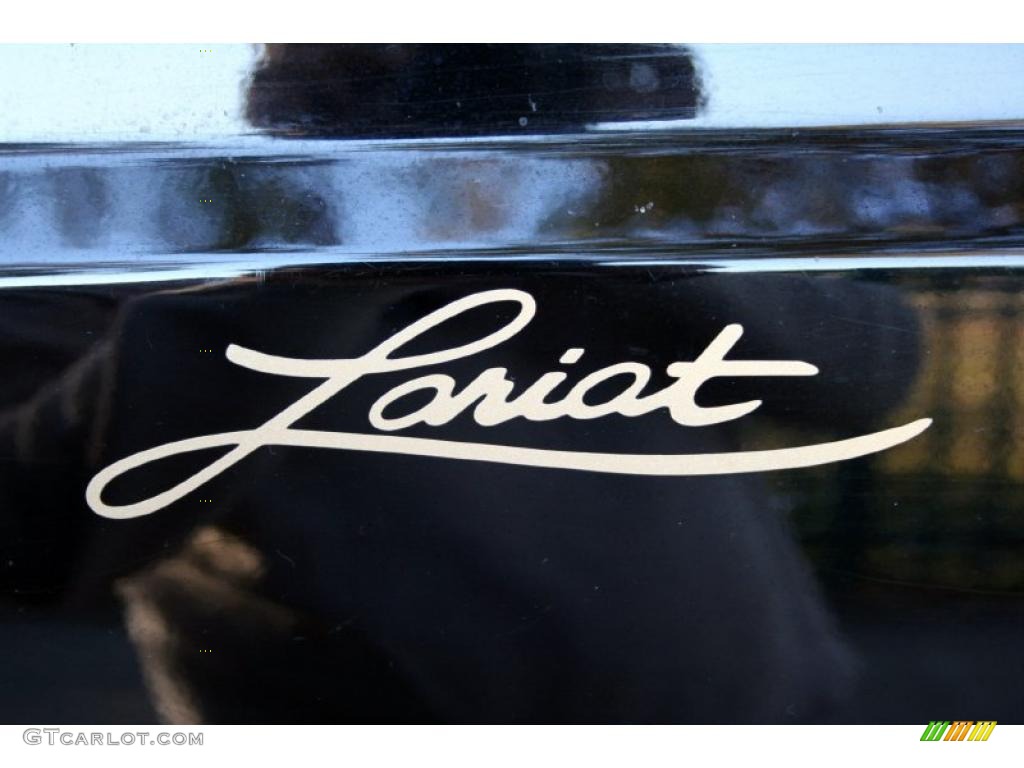 2000 Ford F350 Super Duty Lariat Extended Cab 4x4 Marks and Logos Photo #41595095