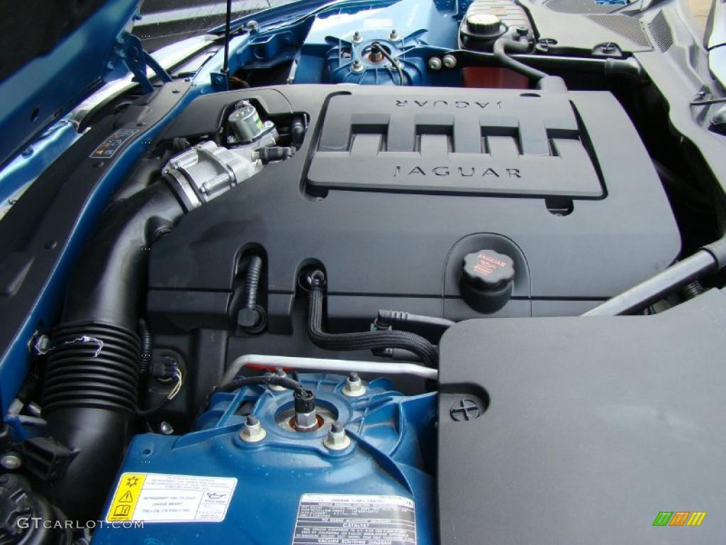 2007 Jaguar XK XK8 Coupe 4.2 Liter DOHC 32-Valve VVT V8 Engine Photo #41596373
