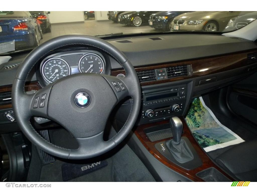 2011 BMW 3 Series 328i xDrive Sedan Black Dashboard Photo #41599337