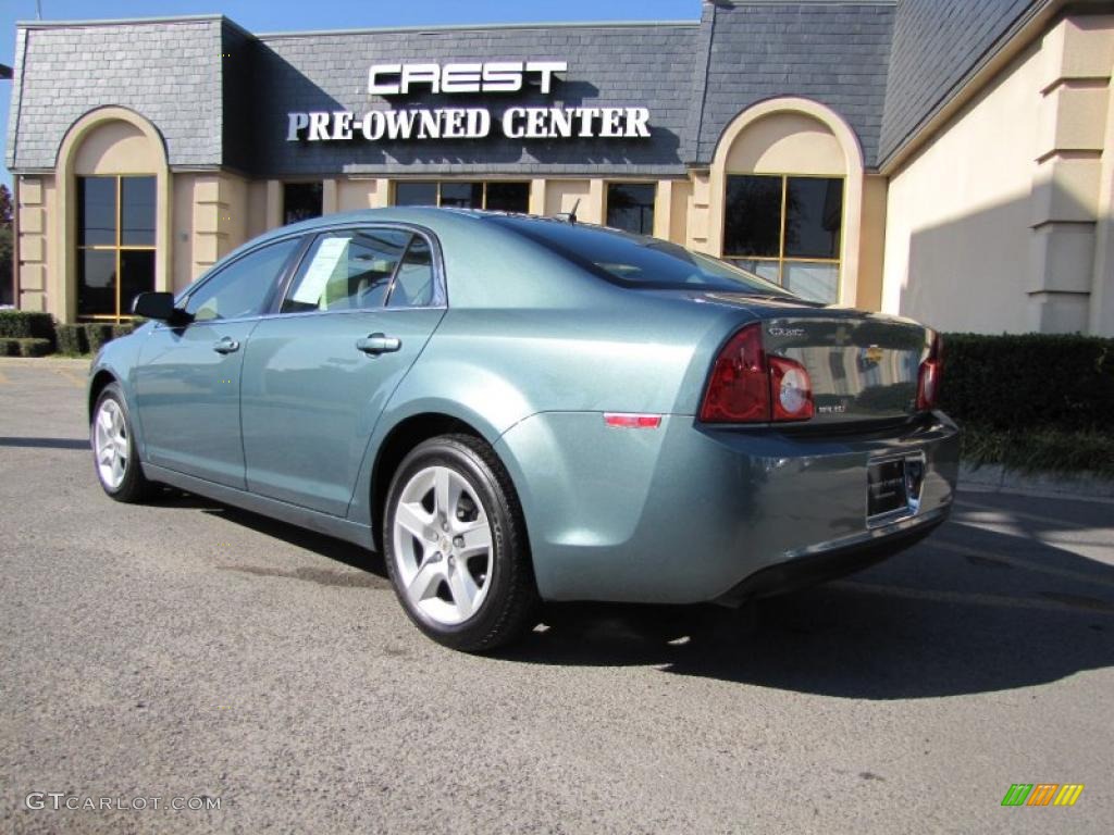 2009 Malibu LS Sedan - Silver Moss Metallic / Titanium photo #5