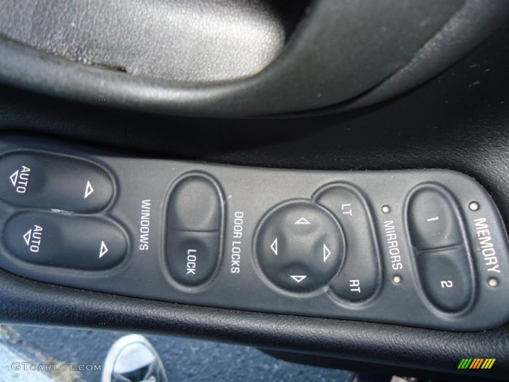 1998 Chevrolet Corvette Indianapolis 500 Pace Car Convertible Controls Photo #41603474